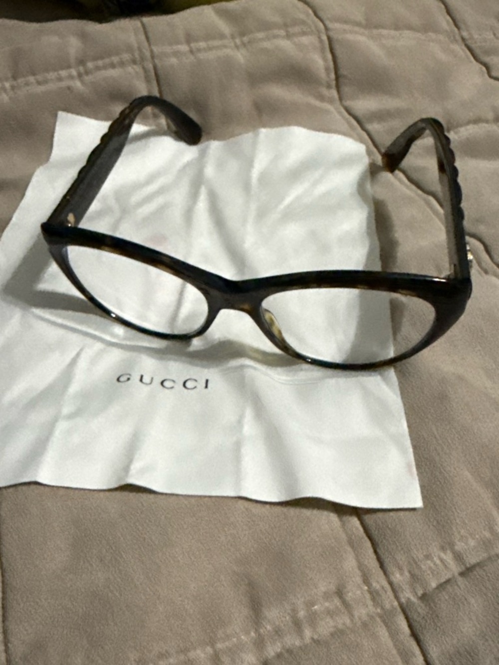 Gucci Black Tortoiseshell Cat-Eye Glasses - Picture 2 of 2